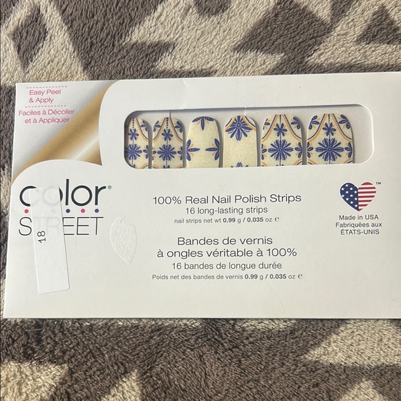 Color Street Blue Floral Nail Polish Strips - Picture 1 of 2
